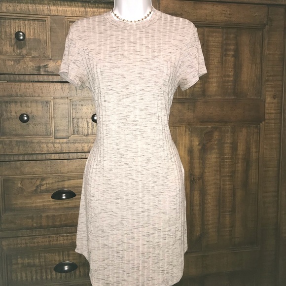 Charlotte Russe T-Shirt Dress - Picture 3 of 3